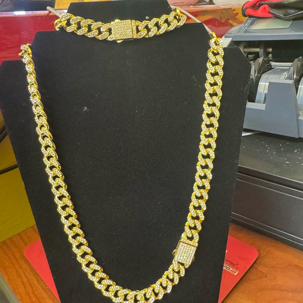 Gold color Chain Necklace and Bracelet Set